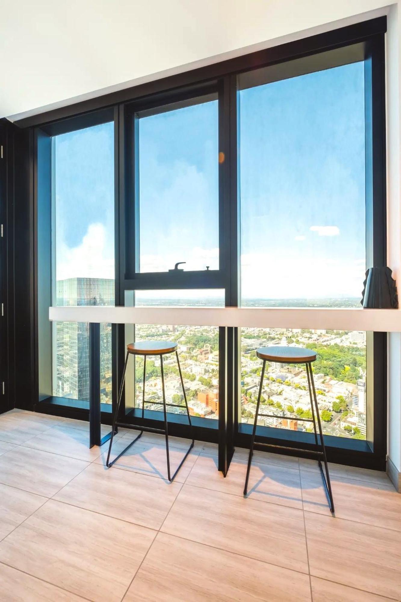 Mega Style Apartments Victoria One Melburne Exterior foto