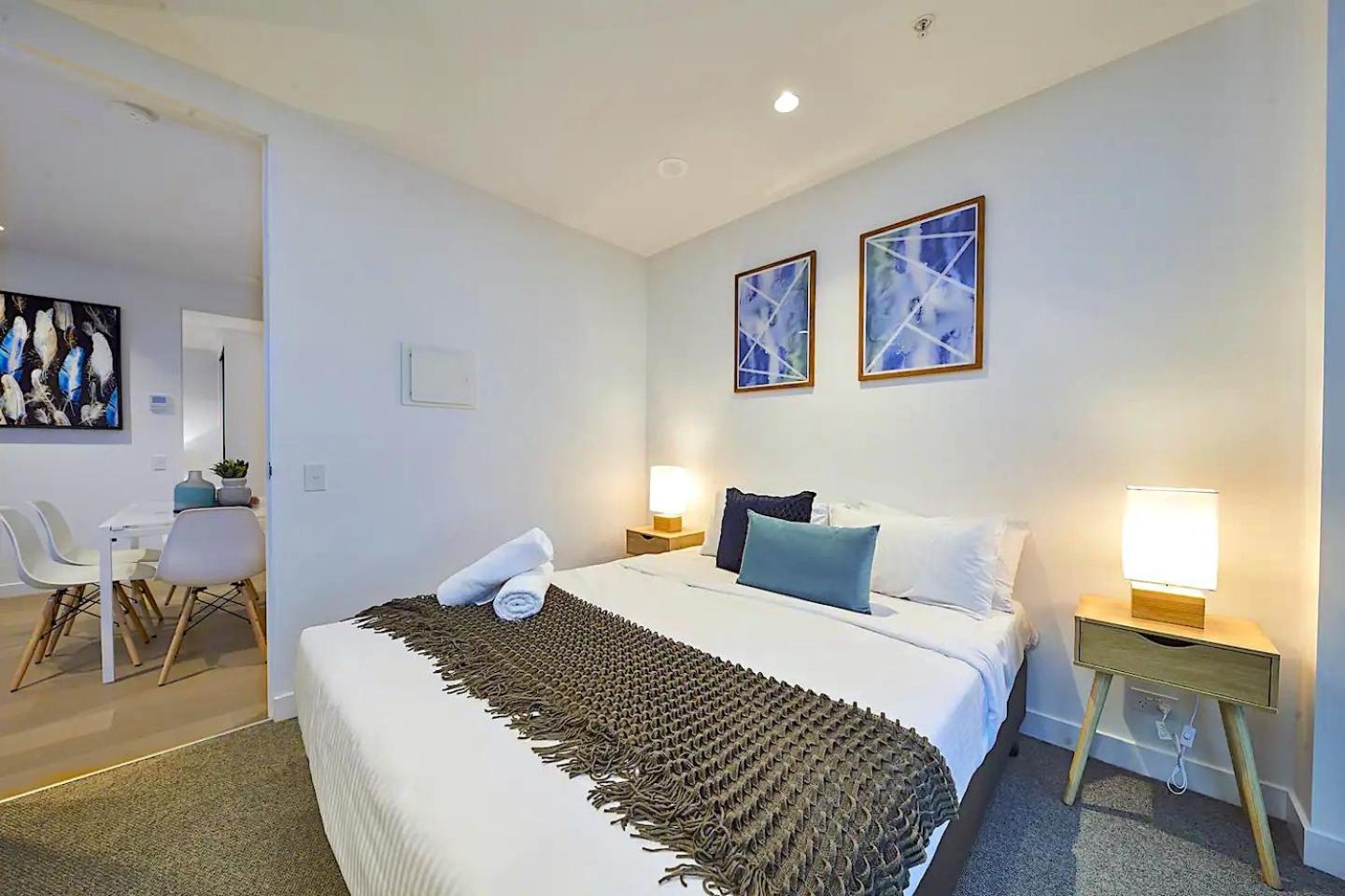 Mega Style Apartments Victoria One Melburne Habitación foto
